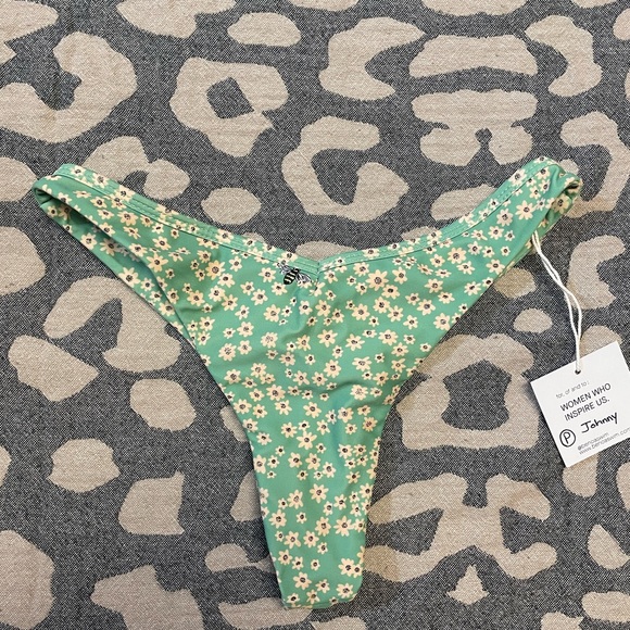 ‼️SOLD‼️ - Picture 3 of 7